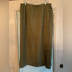 Chic Olive Women's Maxi Skirt
